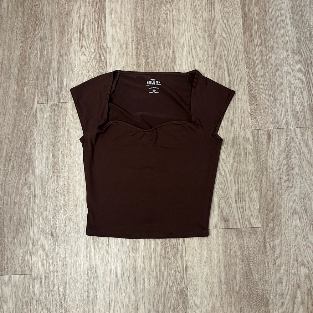 hollister shirt